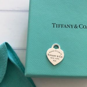 Return to Tiffany Silver Heart Tag Pendant